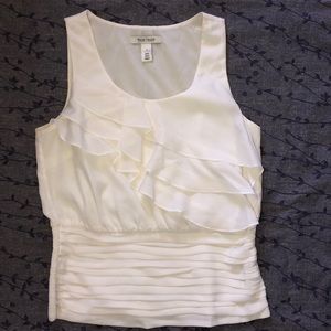 Sleeveless blouse